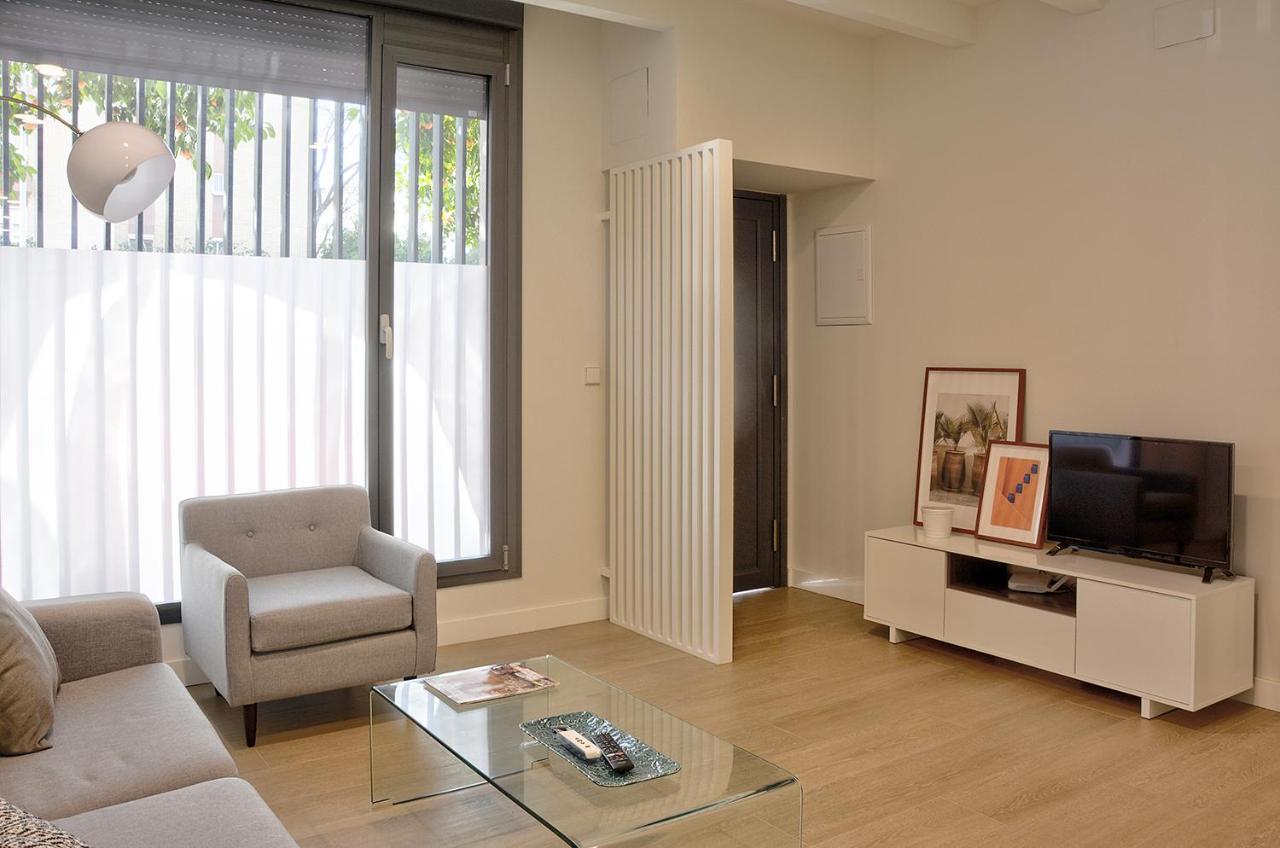 Apartamento De Dos Dormitorios En Triana Sevilla Exteriér fotografie