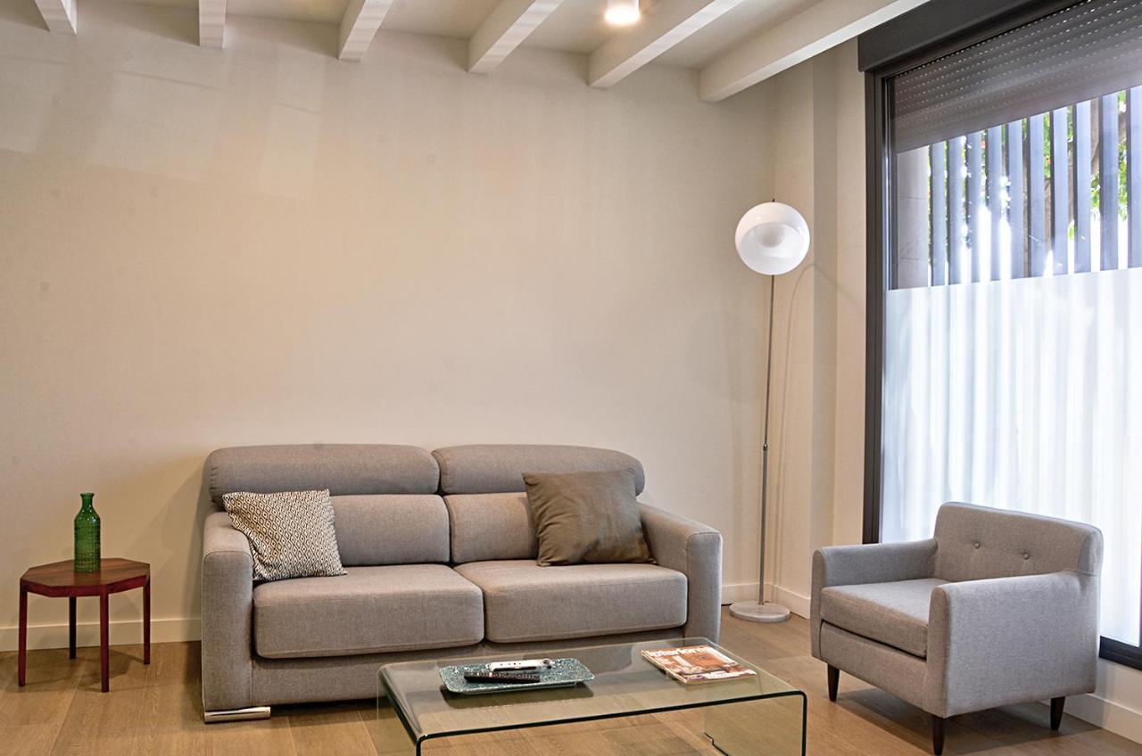 Apartamento De Dos Dormitorios En Triana Sevilla Exteriér fotografie